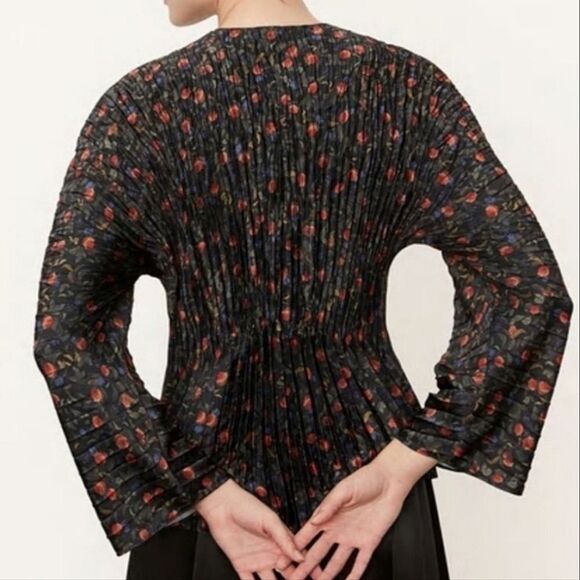 Vince Pomegranate Satin Pleated Blouse Top Silky Keyhole Accordion Regency XL - Picture 10 of 15